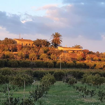 Villa Calma Noto Exteriör bild