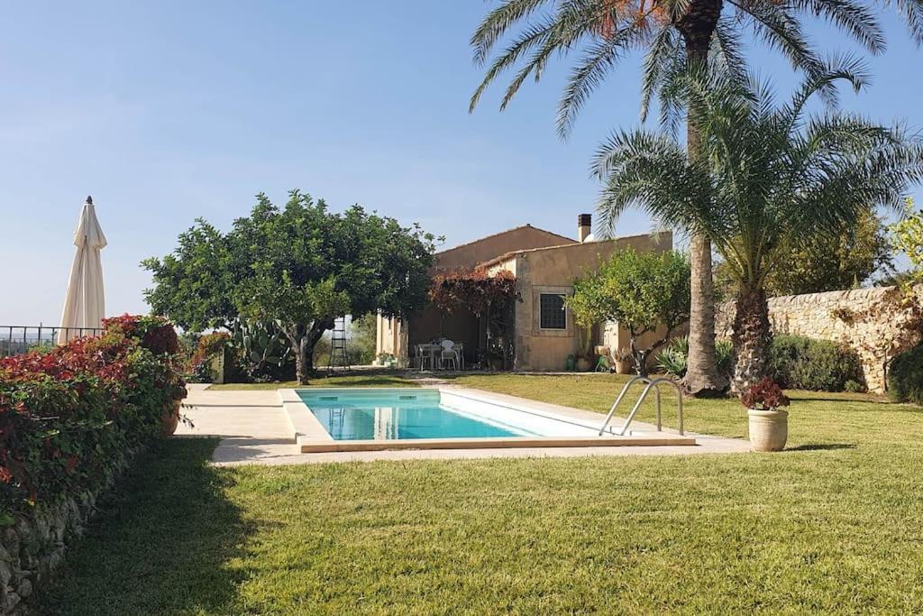 Villa Calma Noto Exteriör bild
